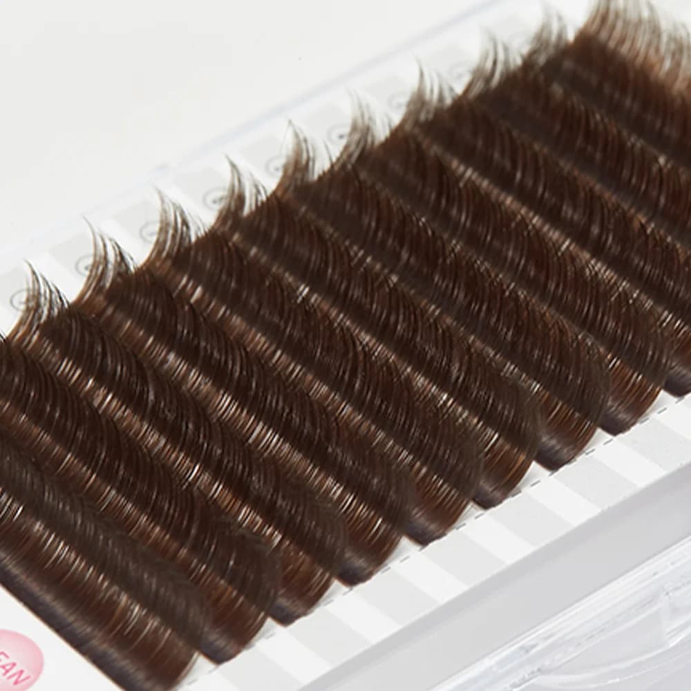 Donkerbruine Easy Bloom Volume Wimperextensions