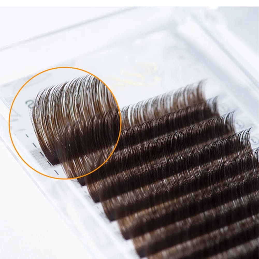 Donkerbruine Easy Bloom Volume Wimperextensions